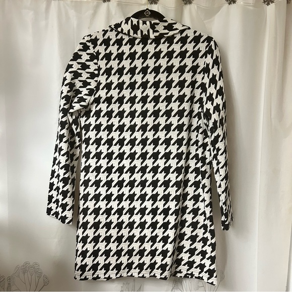 New Nina Leonard Black and White Houndstooth Blazer - Picture 5 of 9